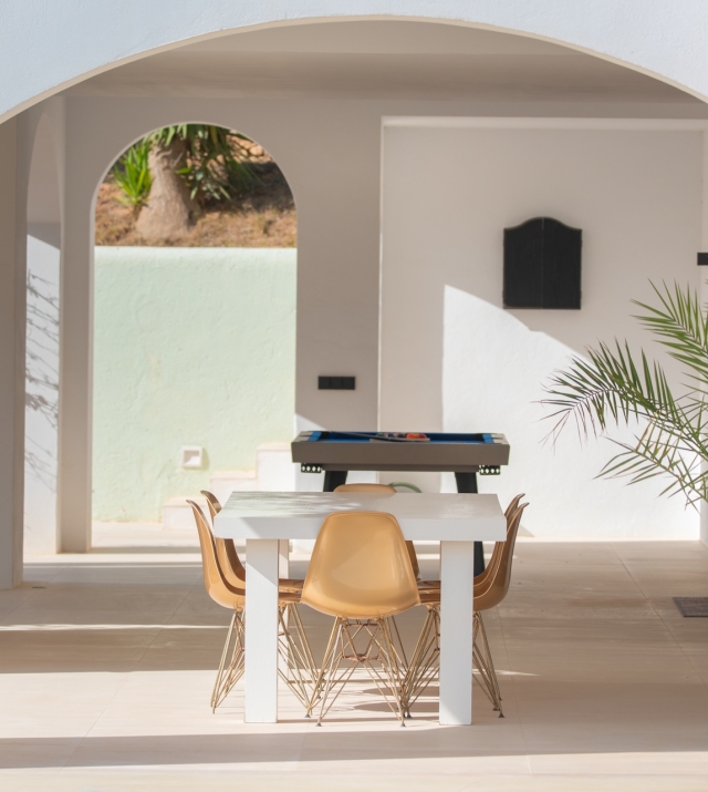 Resa Estates finca Can Floral Ibiza sale koop details dining.jpg